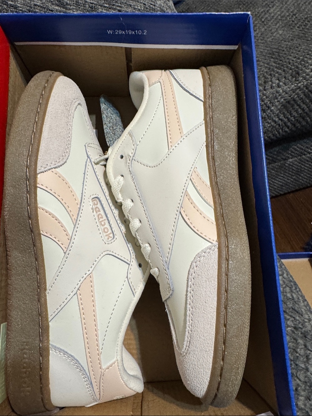 Reebok Men's Low-Top White and Light Beige Leather Sneakers